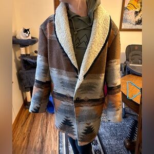 PIONEER Lightweight Brown and Gray Shirt Jacket with Geometric Pattern